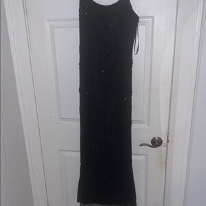 Elegant Black Vintage Evening Gown